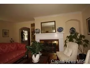 345 S Douglas, Springfield, IL 62704 photo 3