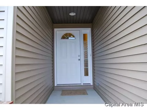 4811 Savoy Dr, Springfield, IL 62711 photo 3
