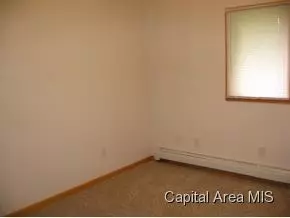 106 E Spruce, Chatham, IL 62629 photo 9