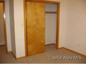 106 E Spruce, Chatham, IL 62629 photo 8