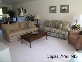 6 Bridge Ter, Springfield, IL 62704 photo 2