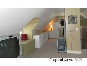 127 W Cedar St, Springfield, IL 62704 photo 8