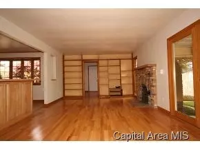 35 Marshall Ct, Springfield, IL 62712 photo 9