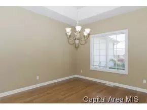 7204 Piper Glen Dr, Springfield, IL 62711 photo 10