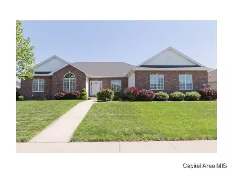 7204 Piper Glen Dr, Springfield, IL 62711 photo 1