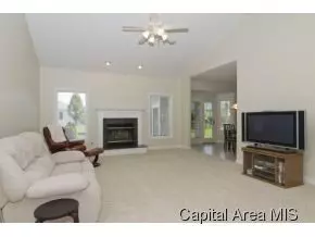 7204 Piper Glen Dr, Springfield, IL 62711 photo 18