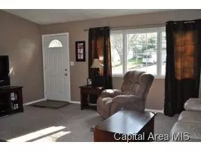 5281 Carlton, Springfield, IL 62703 photo 2