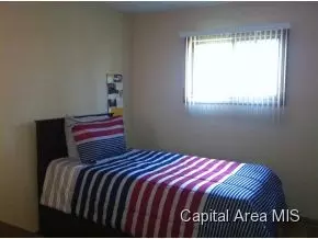 3205 Warner Dr, Springfield, IL 62703 photo 9
