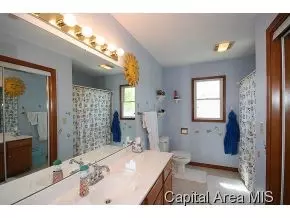 4524 Greenbriar Dr, Springfield, IL 62711 photo 16