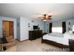 4524 Greenbriar Dr, Springfield, IL 62711 photo 10