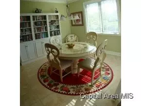 803 Colorado Ct, Springfield, IL 62711 photo 5