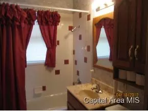 2344 S 7th Street St, Springfield, IL 62703 photo 9