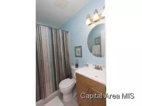 2726 Black Ave, Springfield, IL 62702 photo 11