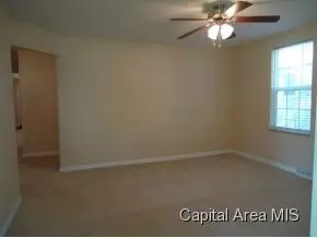 3041 S 13th St, Springfield, IL 62703 photo 6