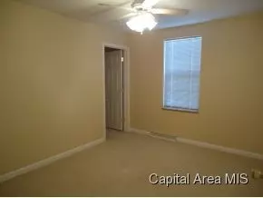 3041 S 13th St, Springfield, IL 62703 photo 7