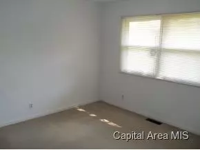 2136 Warwick, Springfield, IL 62704 photo 11