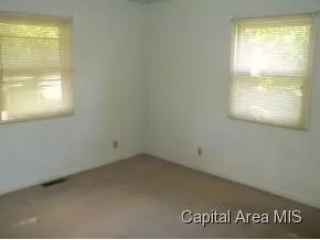 2136 Warwick, Springfield, IL 62704 photo 8