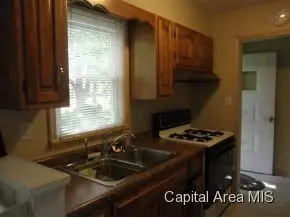 2143 S Walnut, Springfield, IL 62704 photo 4