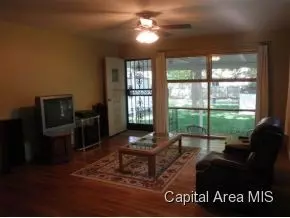 2143 S Walnut, Springfield, IL 62704 photo 3