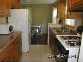 2143 S Walnut, Springfield, IL 62704 photo 5