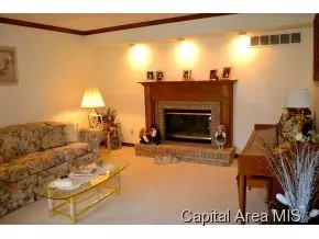 3905 Rocky Fls, Springfield, IL 62711 photo 3