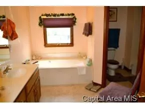 3905 Rocky Fls, Springfield, IL 62711 photo 9
