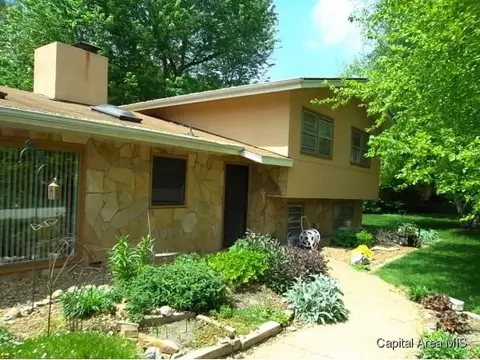13 Ridgeview Dr, Springfield, IL 62711 photo 1