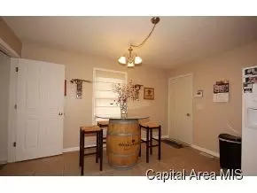 2912 Tanner Rd, Springfield, IL 62702 photo 5