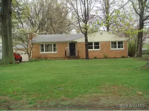 114 Circle Dr, Springfield, IL 62703 photo 1