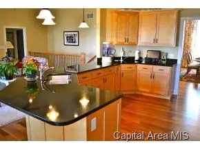 1705 Providence, Springfield, IL 62711 photo 10