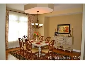 1705 Providence, Springfield, IL 62711 photo 3