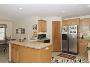 7105 Preston Dr, Springfield, IL 62711 photo 8