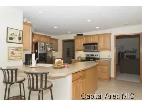 7105 Preston Dr, Springfield, IL 62711 photo 6