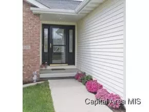 7105 Preston Dr, Springfield, IL 62711 photo 2