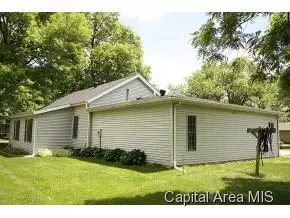 607 N Main, Athens, IL 62613 photo 3