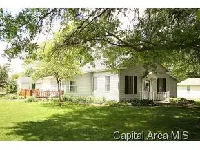 607 N Main, Athens, IL 62613 photo 2