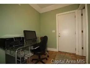 607 N Main, Athens, IL 62613 photo 18