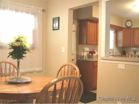 69 Glen Aire, Springfield, IL 62703 photo 3