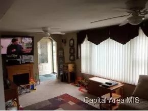 424 S Wesley, Springfield, IL 62703 photo 2