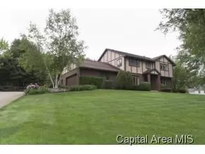 3 Forest Green Dr, Springfield, IL 62711 photo 2