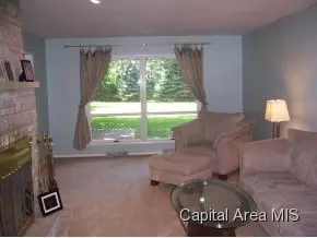 75 Providence Ln, Springfield, IL 62707 photo 3