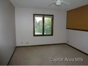 8 Shaw Ct, Macon, IL 62544 photo 11
