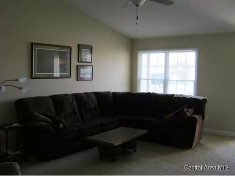 1715 Tern Pl, Springfield, IL 62711 photo 3