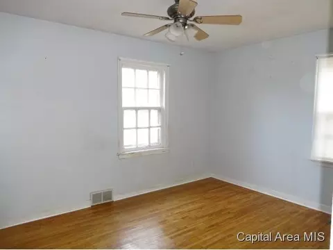 2300 S Pasfield, Springfield, IL 62704 photo 5
