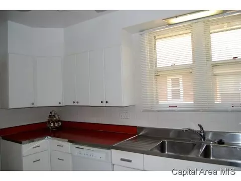 508 Broad Pl, Springfield, IL 62703 photo 17