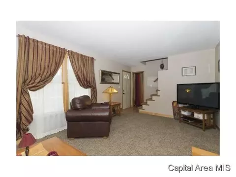 2913 Sherborn, Springfield, IL 62702 photo 7