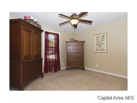2913 Sherborn, Springfield, IL 62702 photo 8