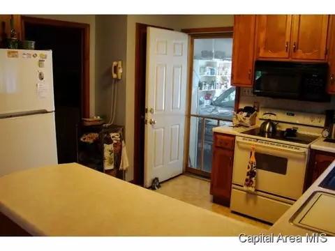 3917 Jonquil Dr, Springfield, IL 62707 photo 9