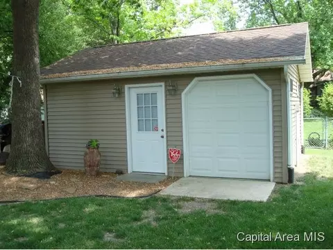 3208 Ellendale Dr, Springfield, IL 62704 photo 3