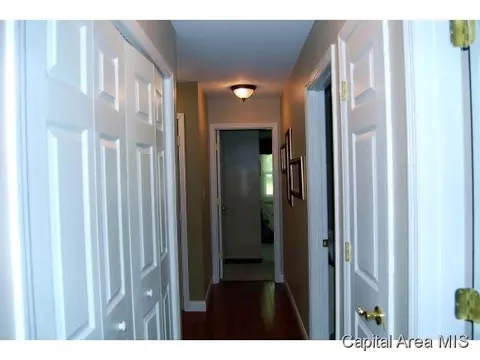 37 Abbott, Springfield, IL 62704 photo 10